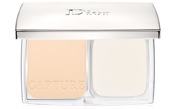 怎樣辨別迪奧粉餅的真假？